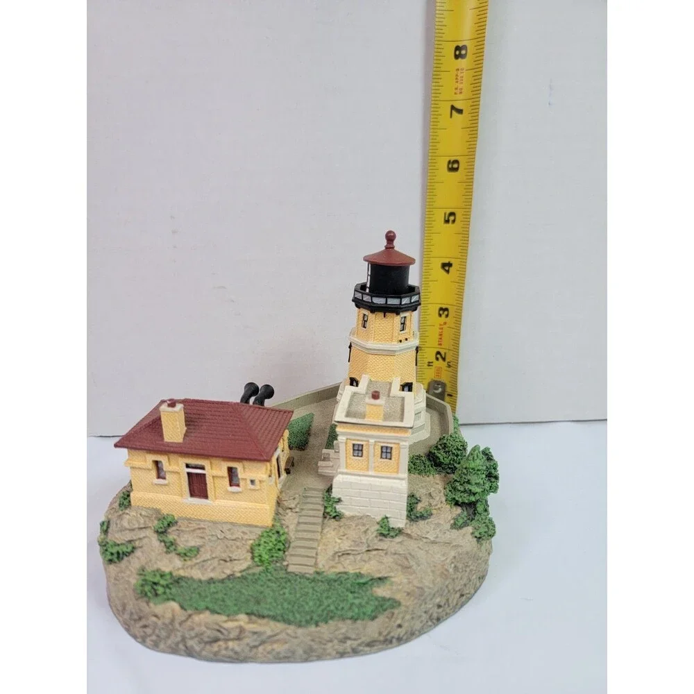 Danbury Mint Block Island Southeast Lighthouse Historic American Lighthouses...